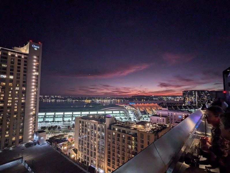 Altitude Sky Lounge