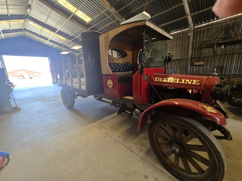 Antique Gas & Steam Engine Museum
