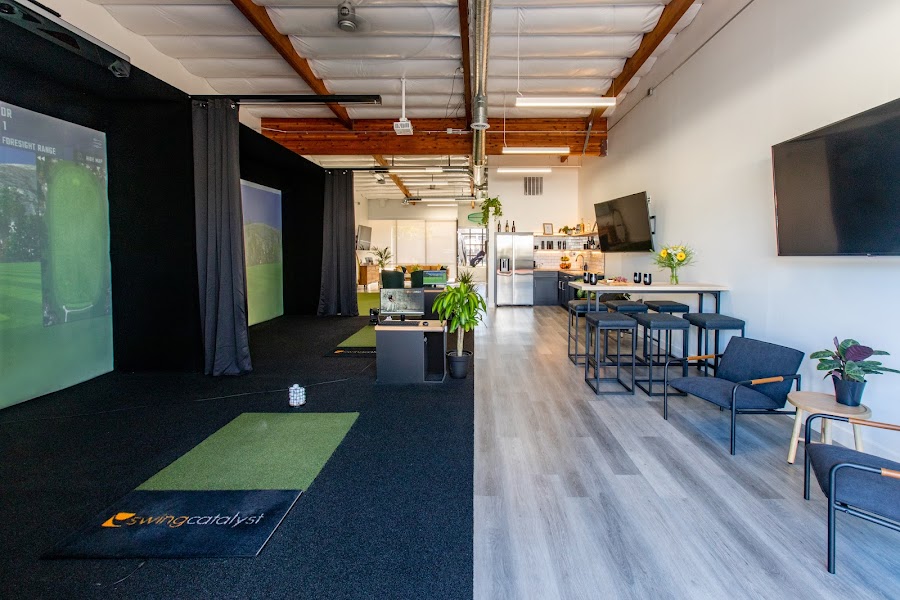 Brand Golf Studio