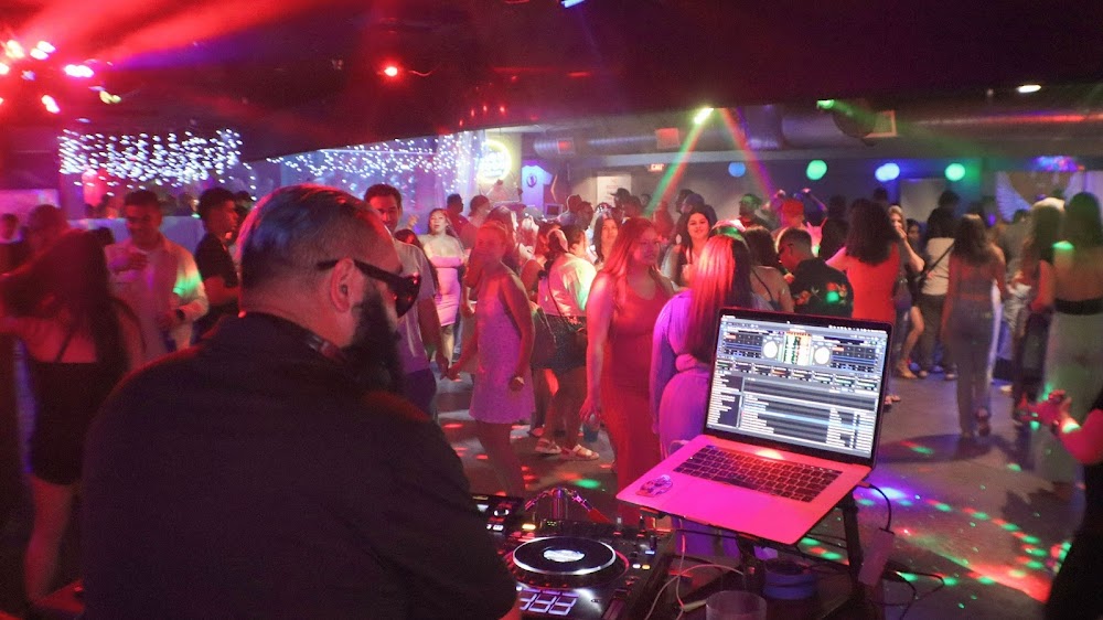 Chi Chi Club