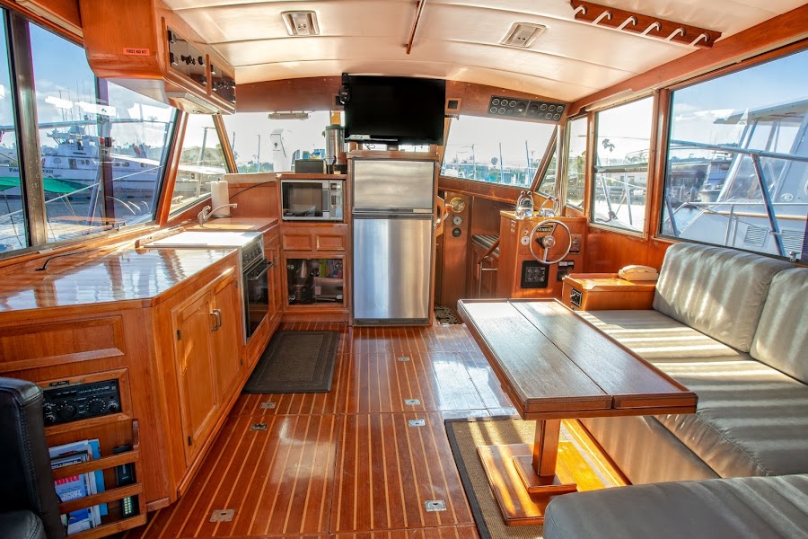 Cobalt Sport Fishing