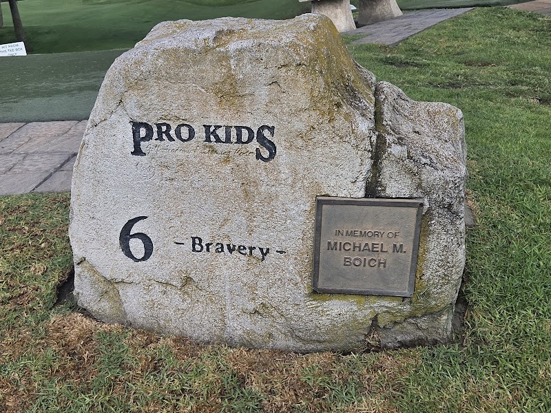 Colina Park Golf Course