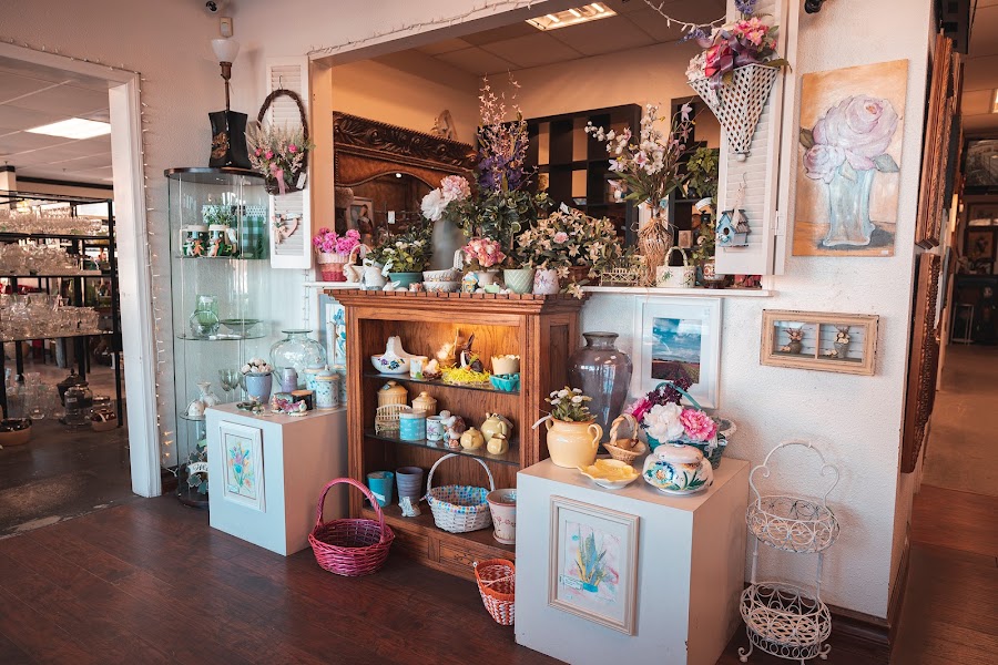 Consignment Classics Decor Store