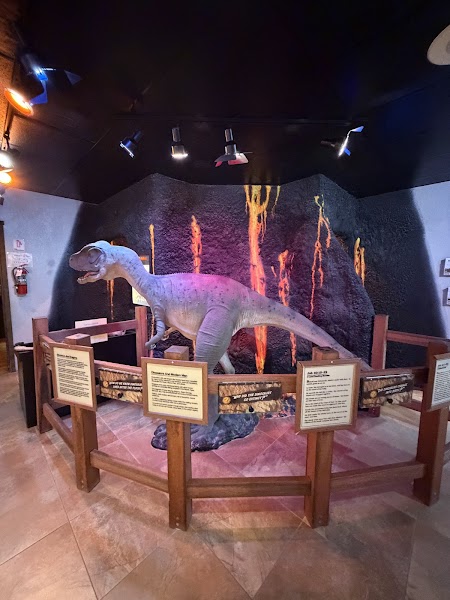 Creation & Earth History Museum & Bookstore