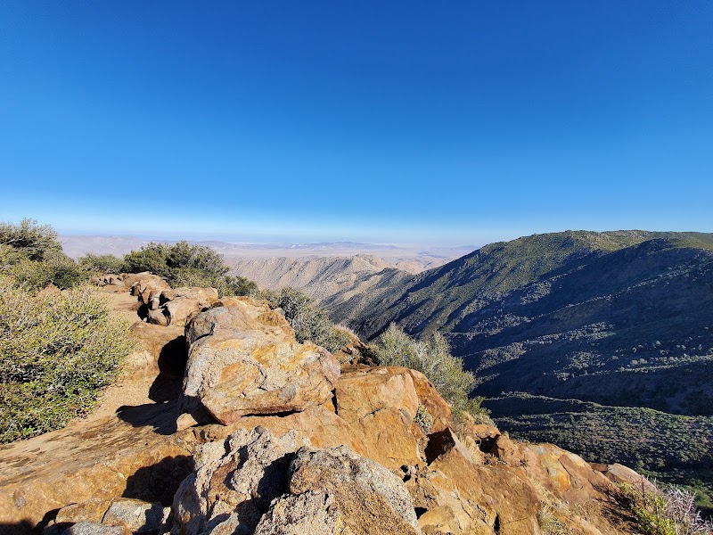 Desert View Picnic Area - Pacific Crest Trail