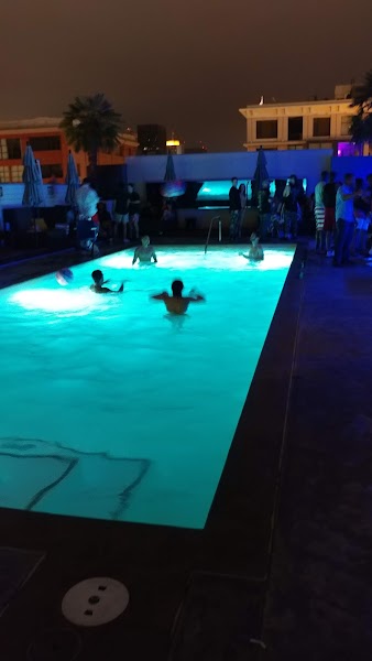 FLOAT Rooftop Lounge