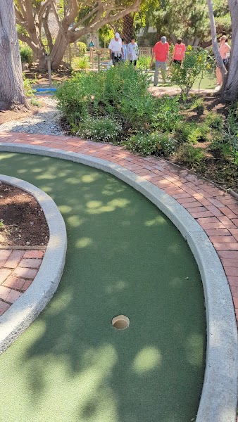Golf Gardens