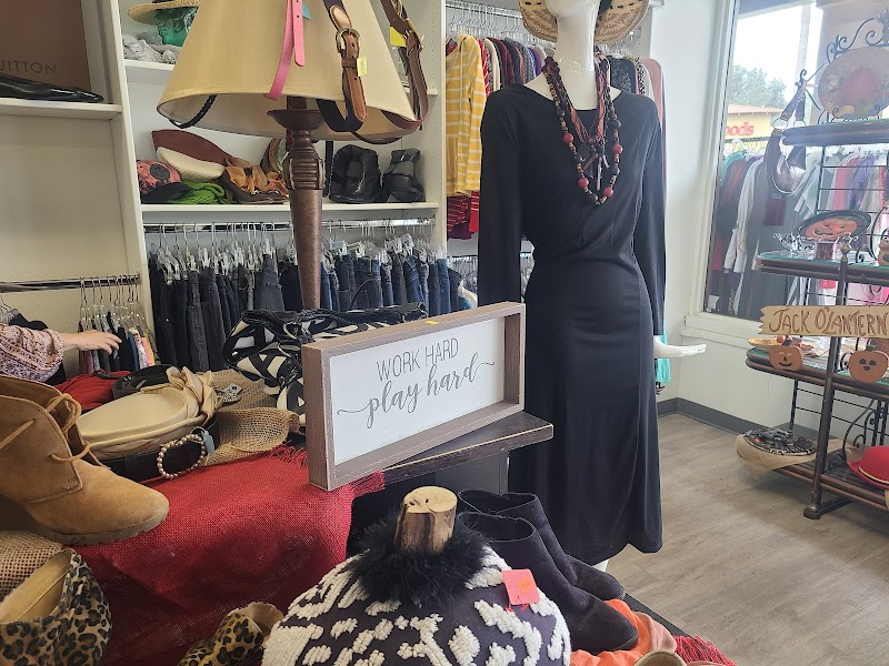 Hospice of the North Coast Resale Shop