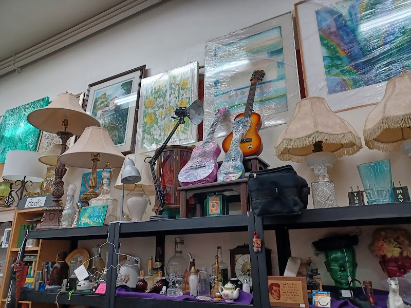 Humble Heart Thrift + Music + Cafe