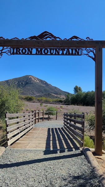 Iron Mountain Trailhead