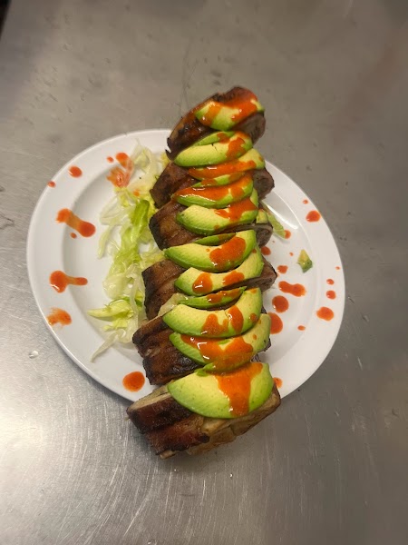 La Fachada