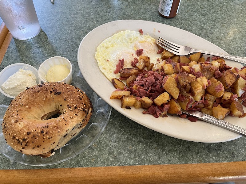 Mariah's Westwind Restaurant