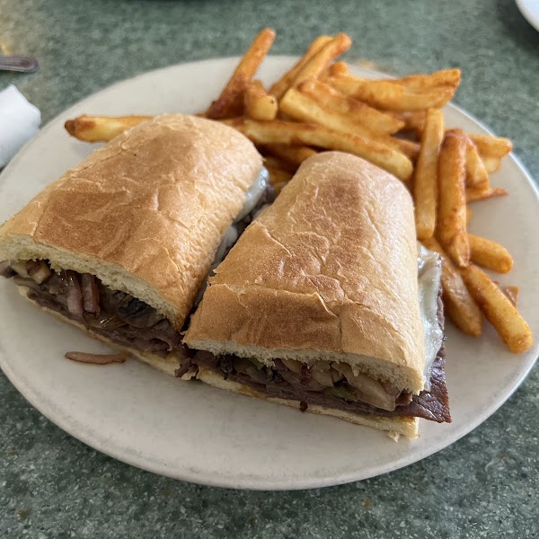 Mariah's Westwind Restaurant