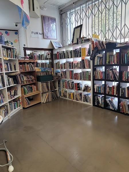 Mayah's Thrift Store
