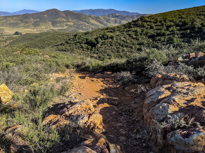 Millar Ranch Rd Hiking Trail