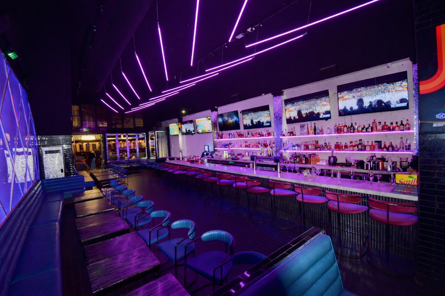 Myst Lounge