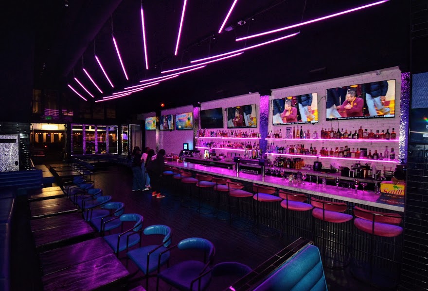 Myst Lounge