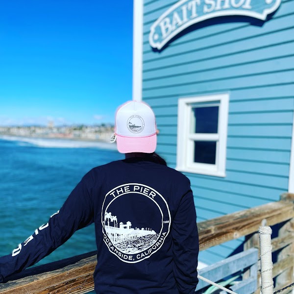 Oceanside Pier Souvenir, Snack & Bait Shop