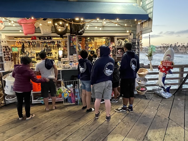 Oceanside Pier Souvenir, Snack & Bait Shop