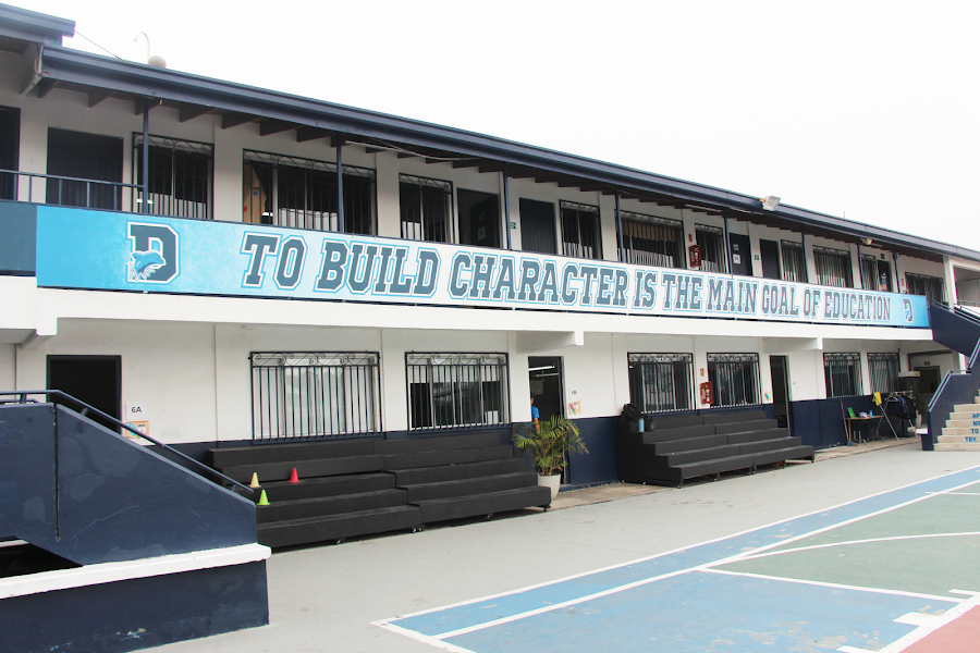 Playas Elementary & Kindergarten School