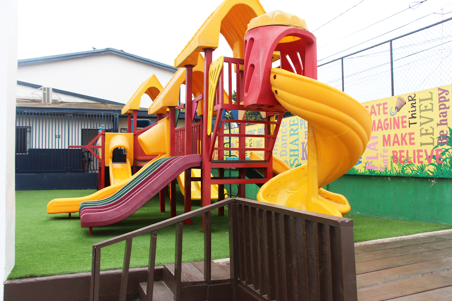 Playas Elementary & Kindergarten School