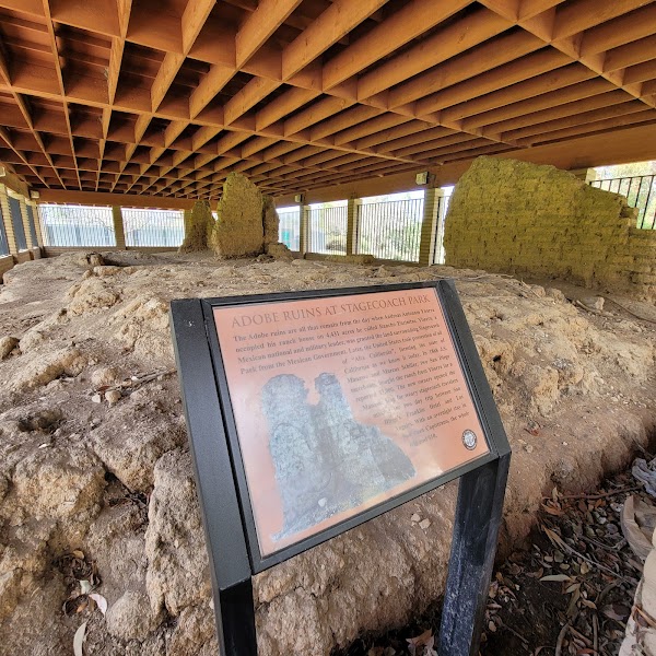 Public Art "Crown Lair"