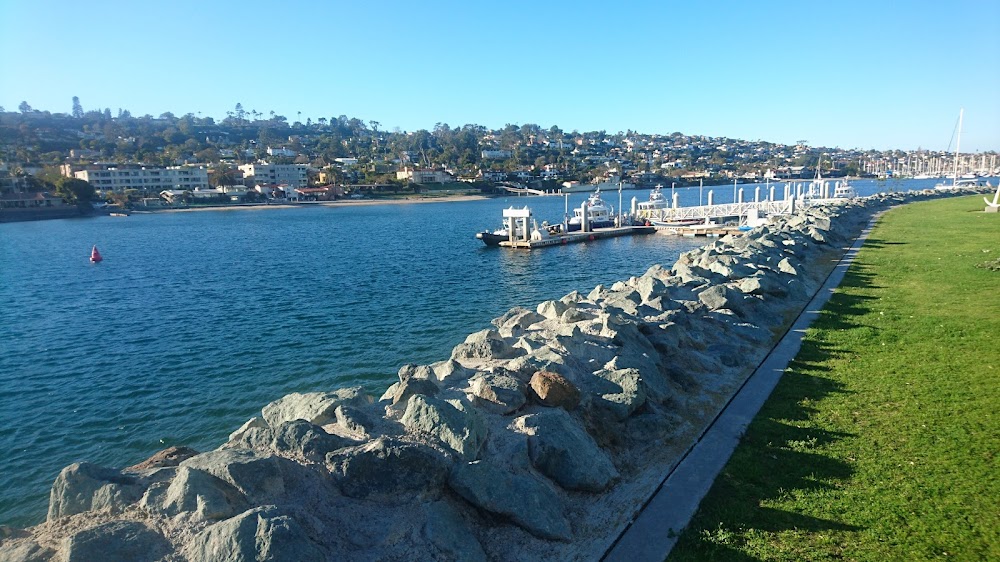 Public Art "Pearl Of The Pacific"