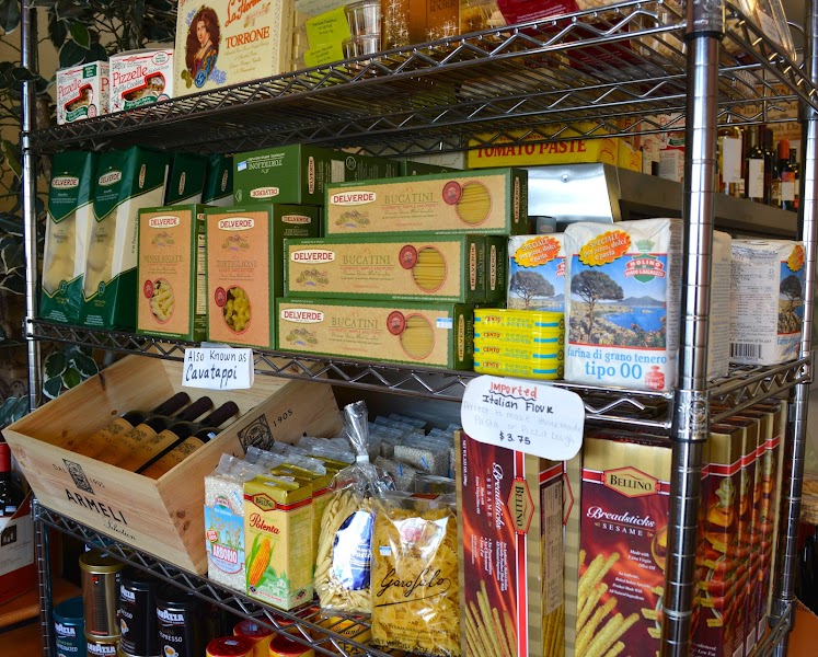 Rosanna's Pasta shop | Italian Restaurant & Grocery