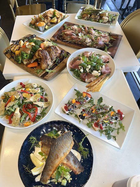 RoVino Restaurant + Bar