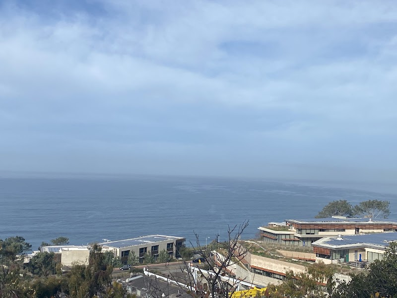 Scripps Coastal Meander Trailhead