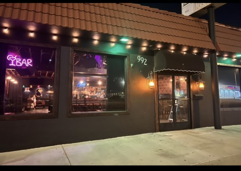 The Salty Frog Bar