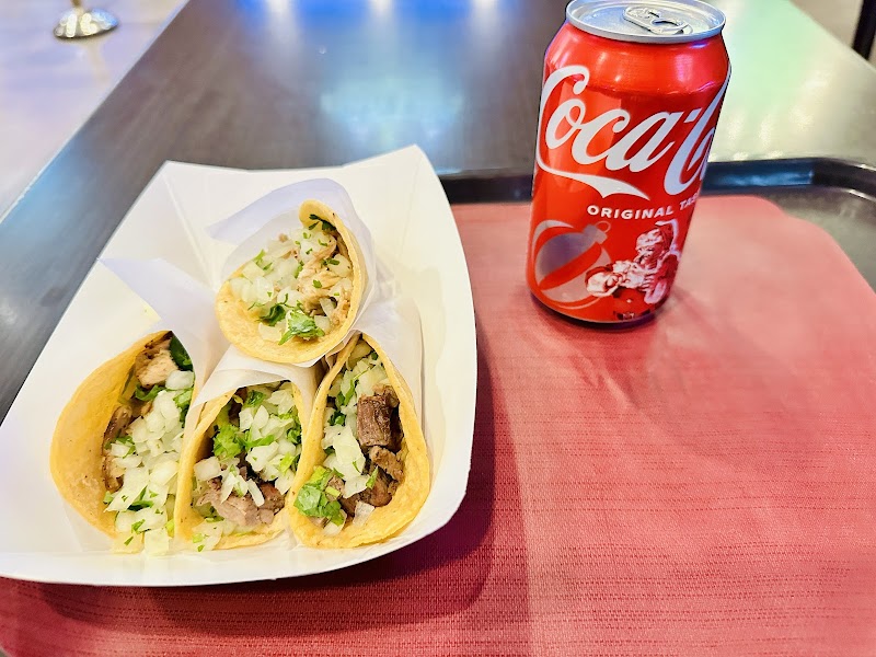 Three Amigos World Famous Street Tacos