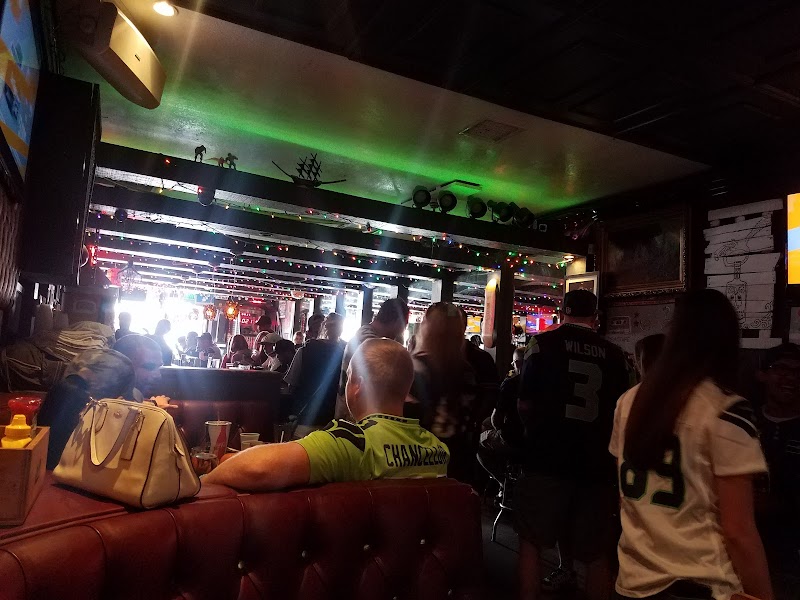 Thrusters Lounge