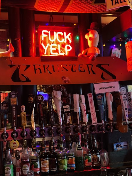 Thrusters Lounge
