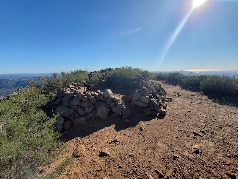 Viejas Mountain Trailhead