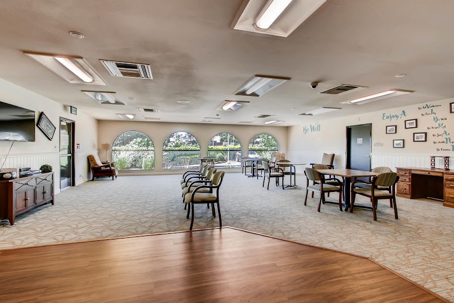 Vista Del Lago Memory Care