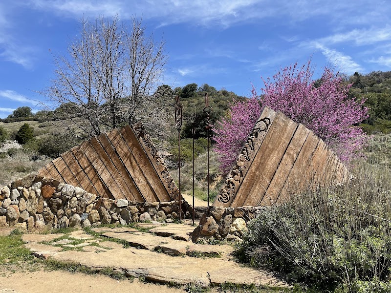 Volcan Mountain Trailhead
